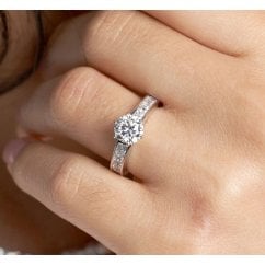 Ladies 925 Sterling Silver Solitaire Ring With Dazzling Shoulder CZ Stones