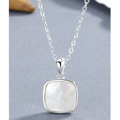 Ladies Necklace in 925 Silver - Mother of Pearl 